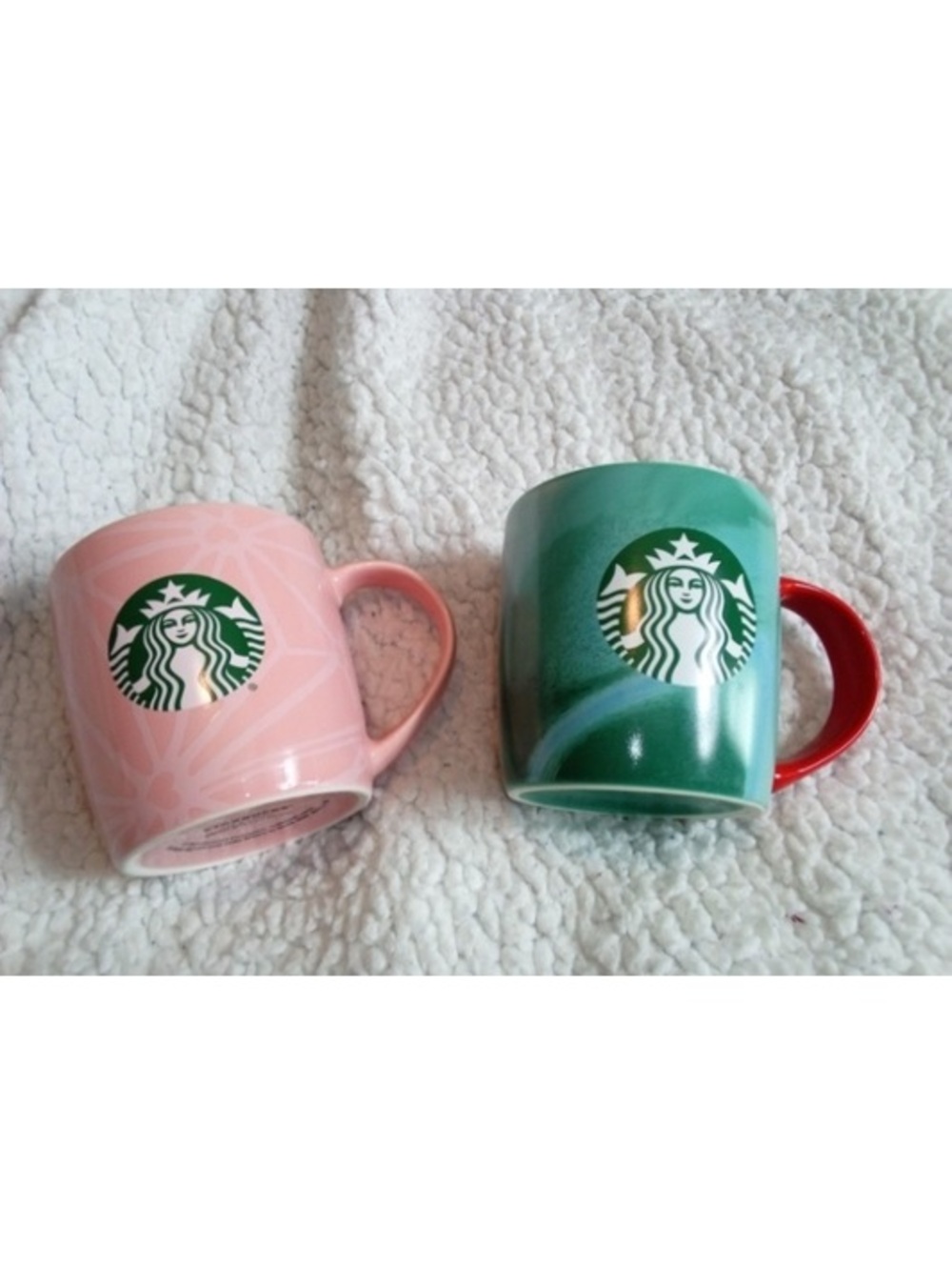 Starbucks Mug Lot of 2 Holiday 2024 Green Blue Swirl & 2022 Pink Heart 11 oz